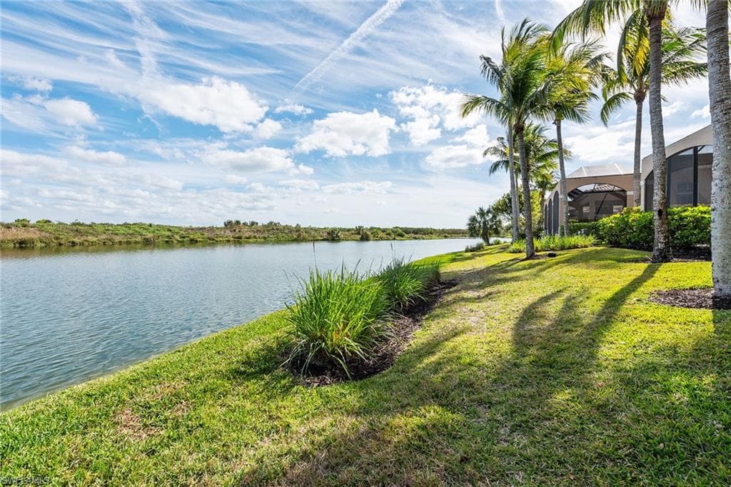 8524 Bellagio Dr, Naples, FL 34114-41