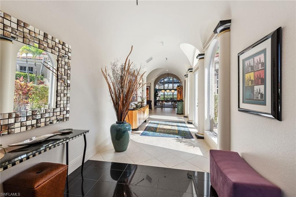 8524 Bellagio Dr, Naples, FL 34114-5