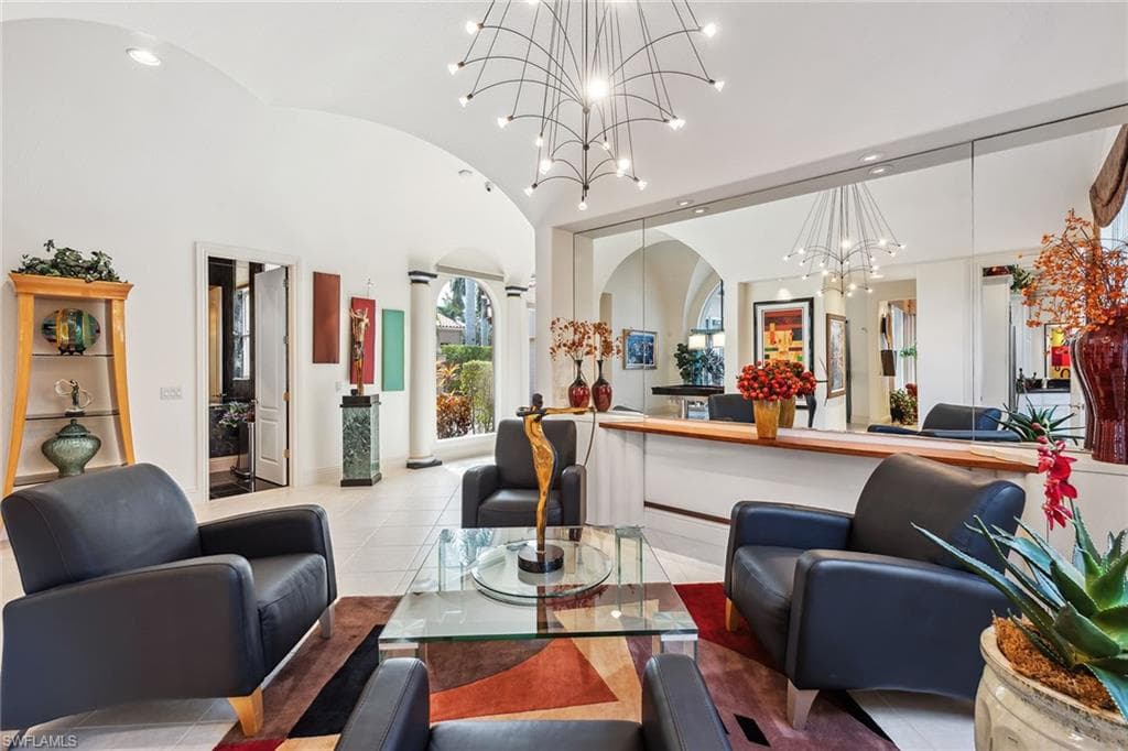 8524 Bellagio Dr, Naples, FL 34114-6