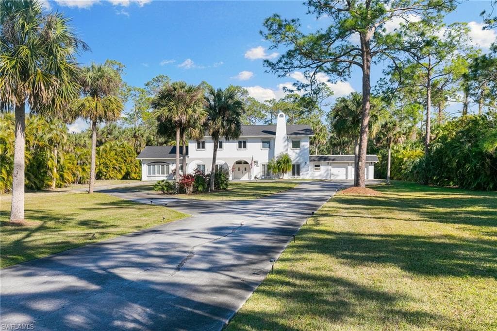 130 1st St NW, Naples, FL 34120-41