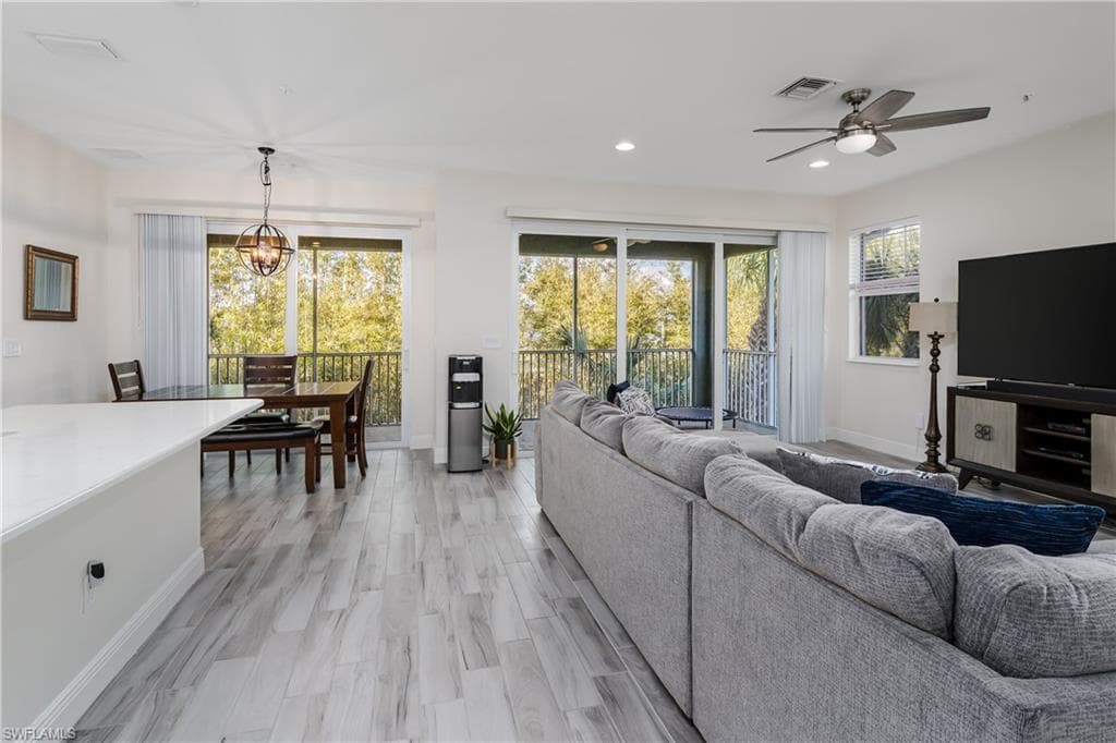 2343 Sheen Ln 408, Naples, FL 34120-11