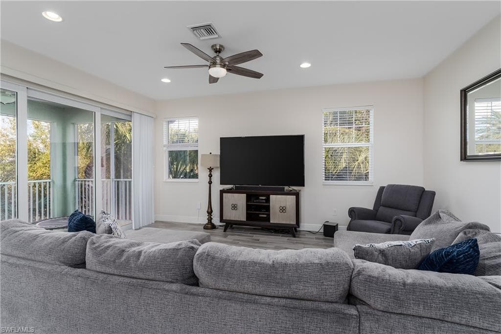 2343 Sheen Ln 408, Naples, FL 34120-12