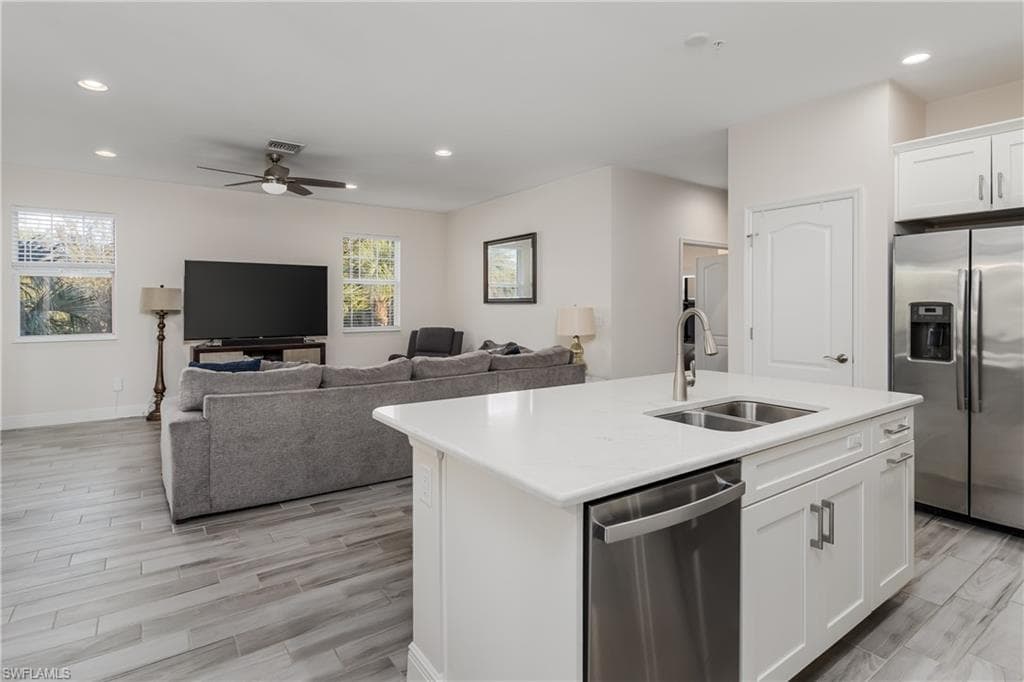 2343 Sheen Ln 408, Naples, FL 34120-19