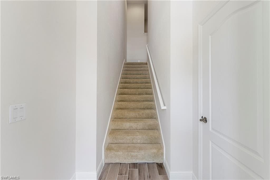 2343 Sheen Ln 408, Naples, FL 34120-34