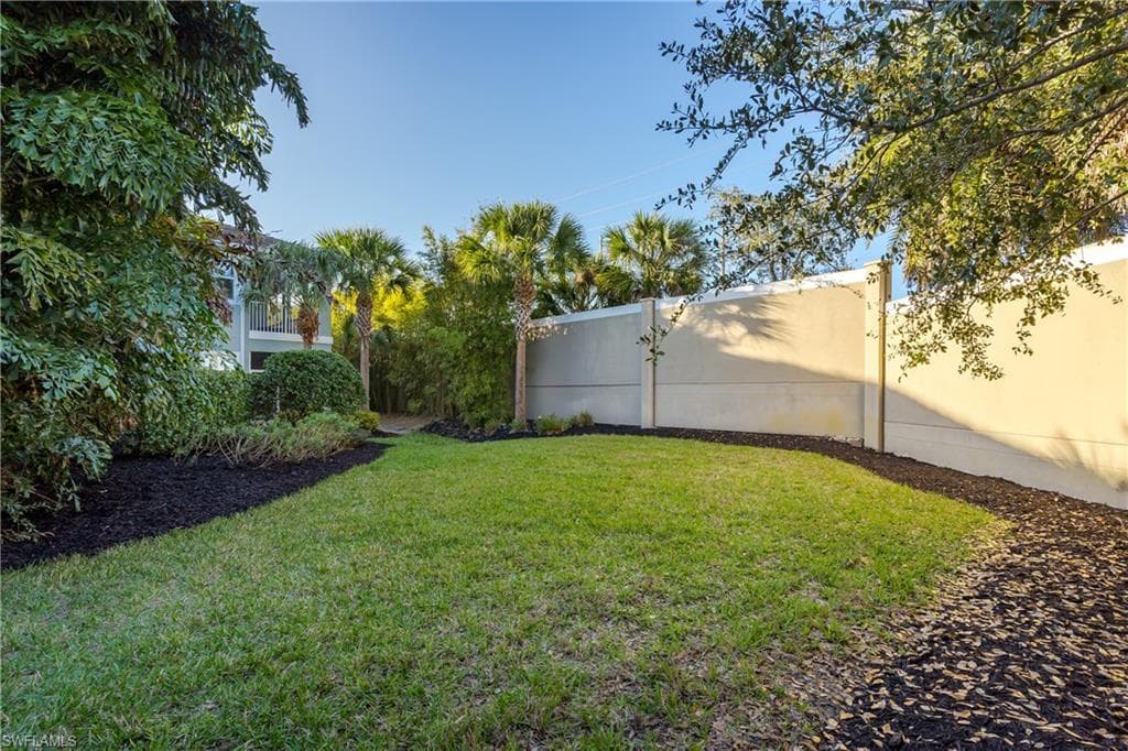 2343 Sheen Ln 408, Naples, FL 34120-35