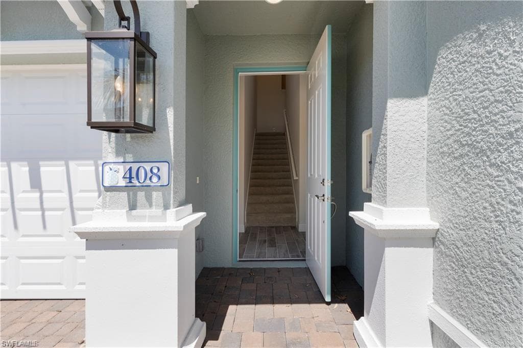 2343 Sheen Ln 408, Naples, FL 34120-3