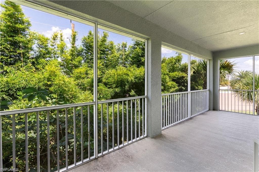 2343 Sheen Ln 408, Naples, FL 34120-5