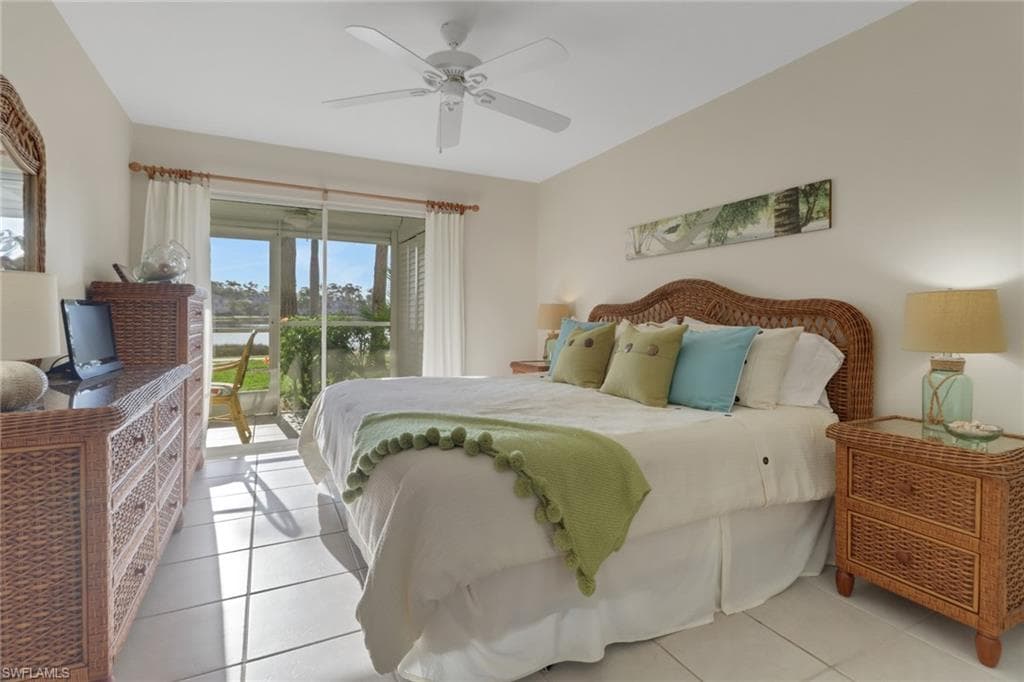 1708 Kings Lake Blvd 104, Naples, FL 34112-16