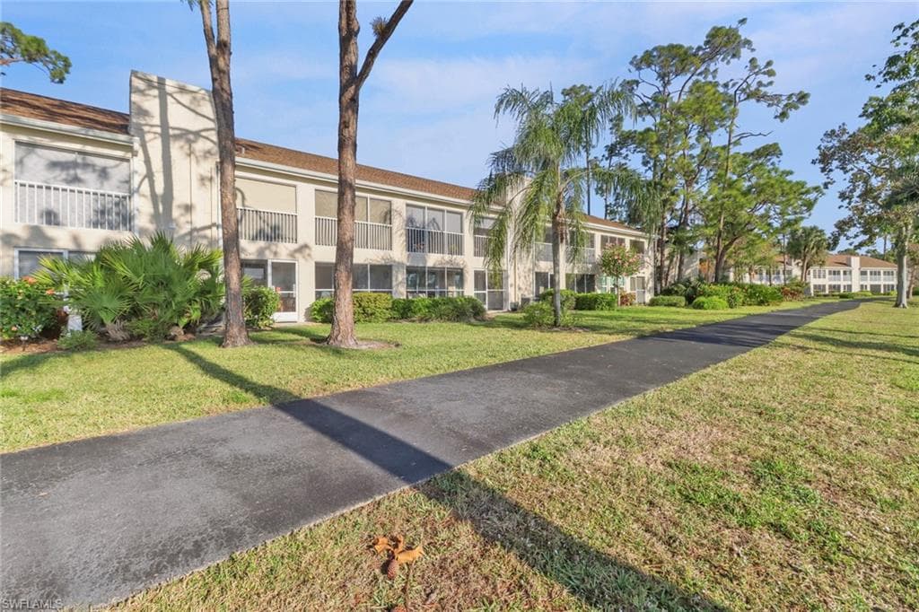 1708 Kings Lake Blvd 104, Naples, FL 34112-27