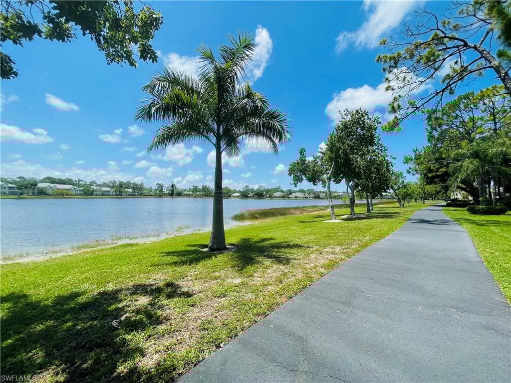 1708 Kings Lake Blvd 104, Naples, FL 34112-28