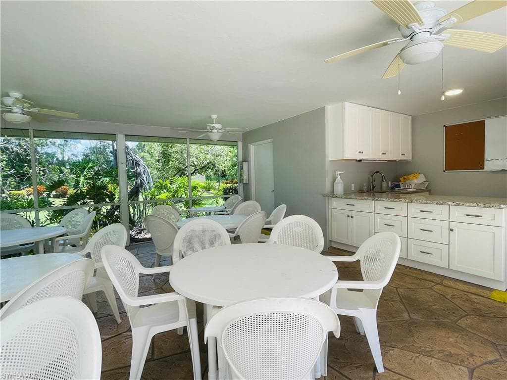 1708 Kings Lake Blvd 104, Naples, FL 34112-34