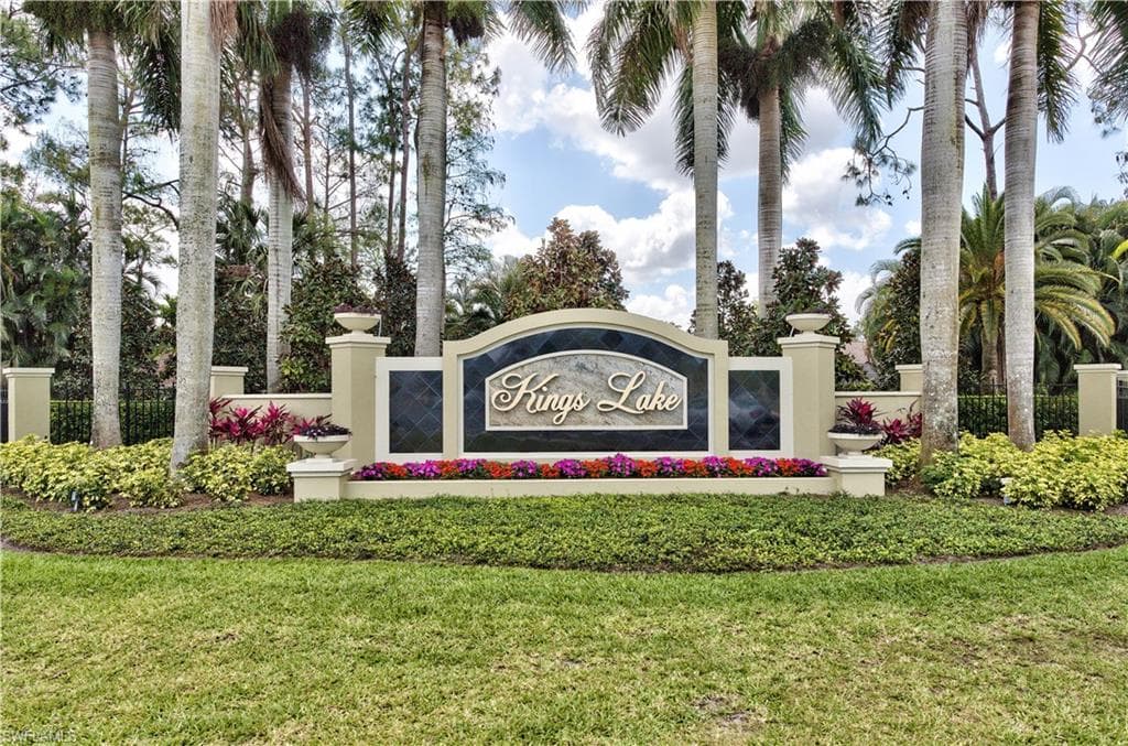 1708 Kings Lake Blvd 104, Naples, FL 34112-36