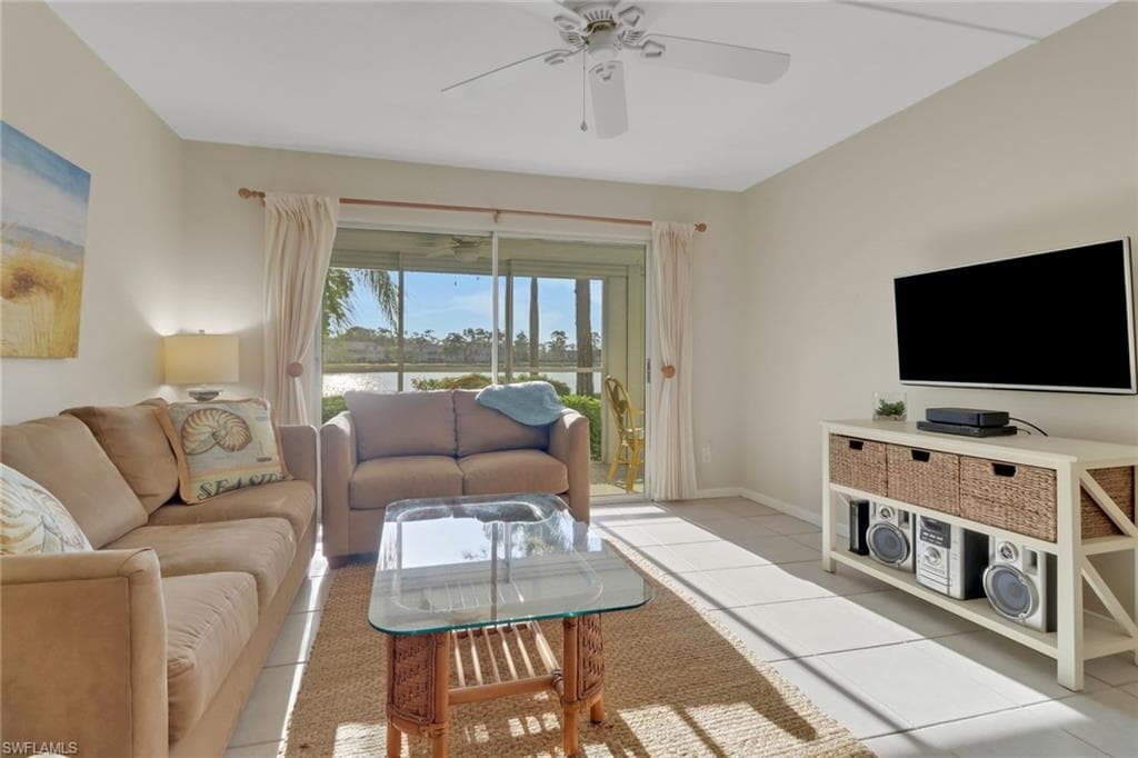 1708 Kings Lake Blvd 104, Naples, FL 34112-3