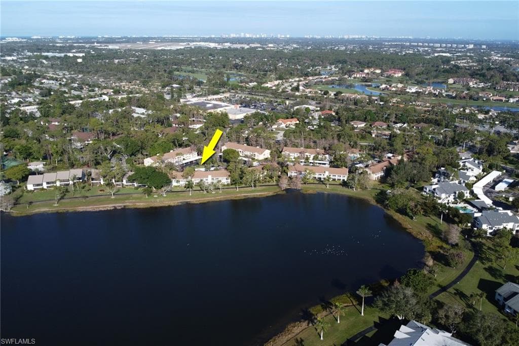 1708 Kings Lake Blvd 104, Naples, FL 34112-6