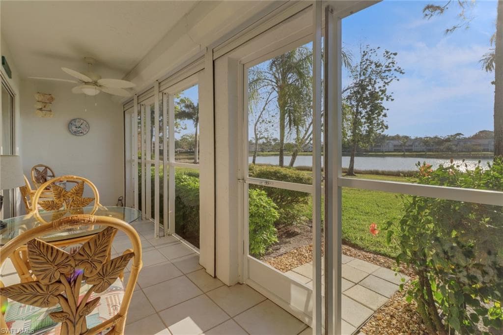 1708 Kings Lake Blvd 104, Naples, FL 34112-7