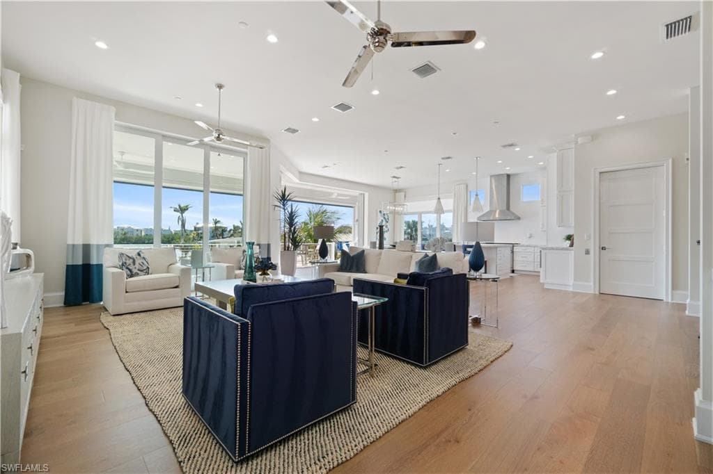 5997 Cypress Ln, Bonita Springs, FL 34134-3