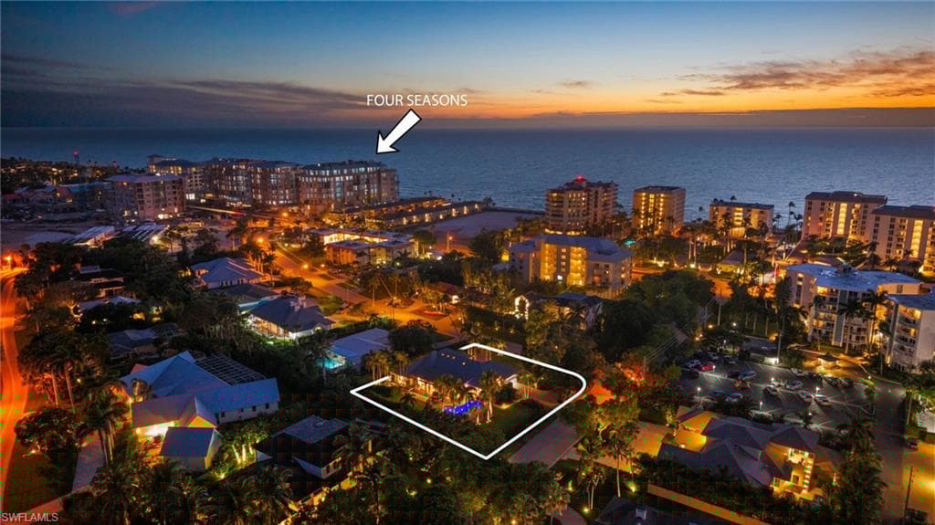 1180 Oleander Dr, Naples, FL 34102-9