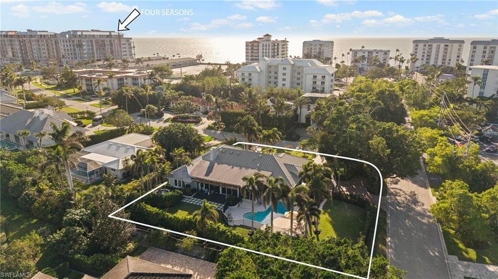 1180 Oleander Dr, Naples, FL 34102-10