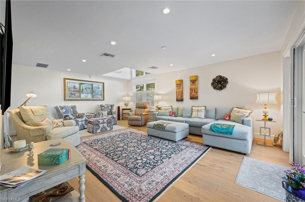 1180 Oleander Dr, Naples, FL 34102-27