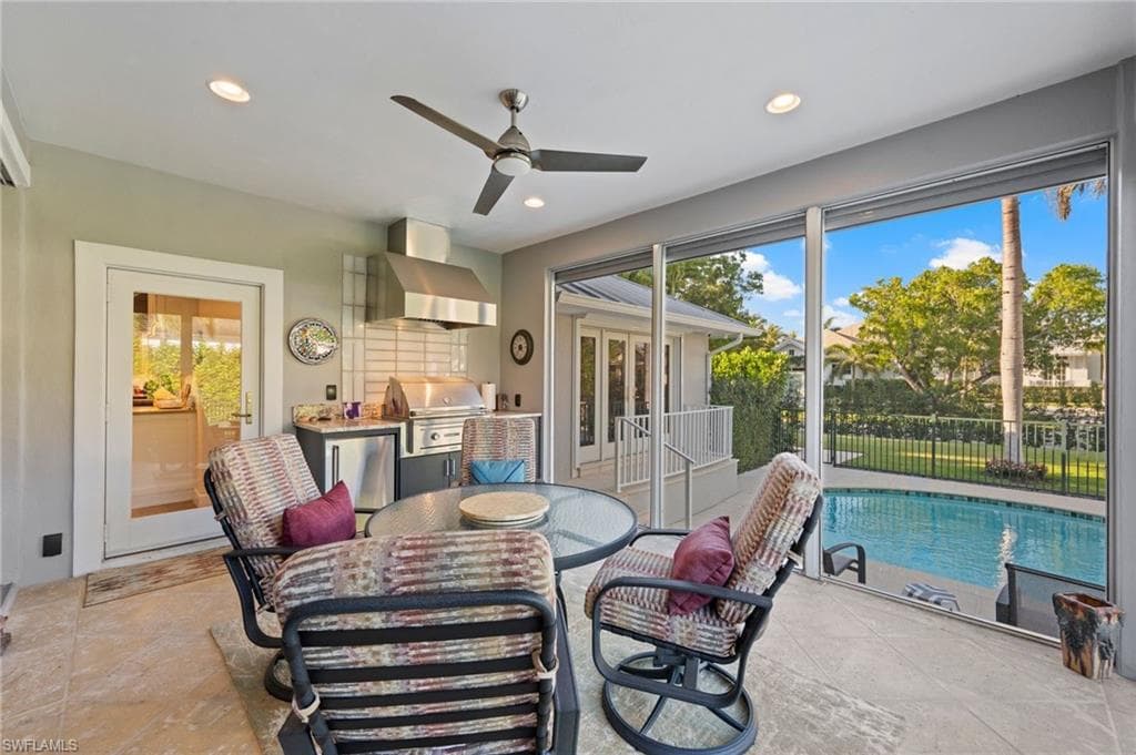 1180 Oleander Dr, Naples, FL 34102-29