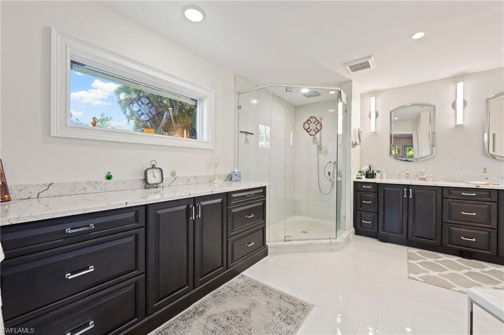 1180 Oleander Dr, Naples, FL 34102-35
