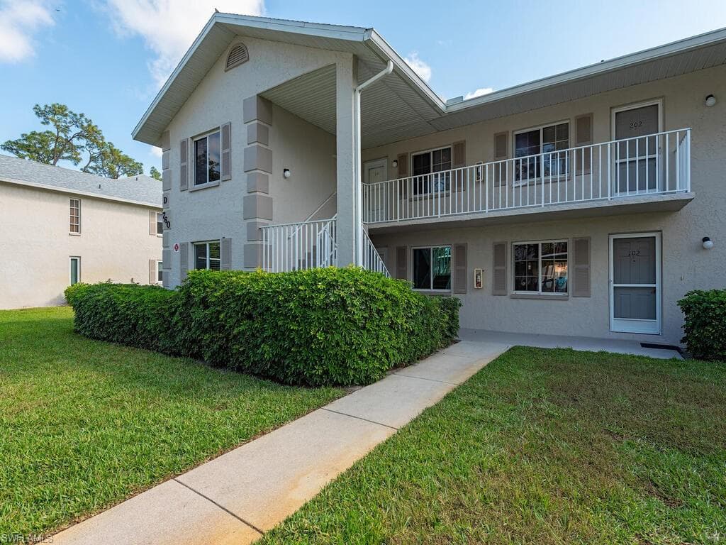 760 Augusta Blvd D101, Naples, FL 34113-2
