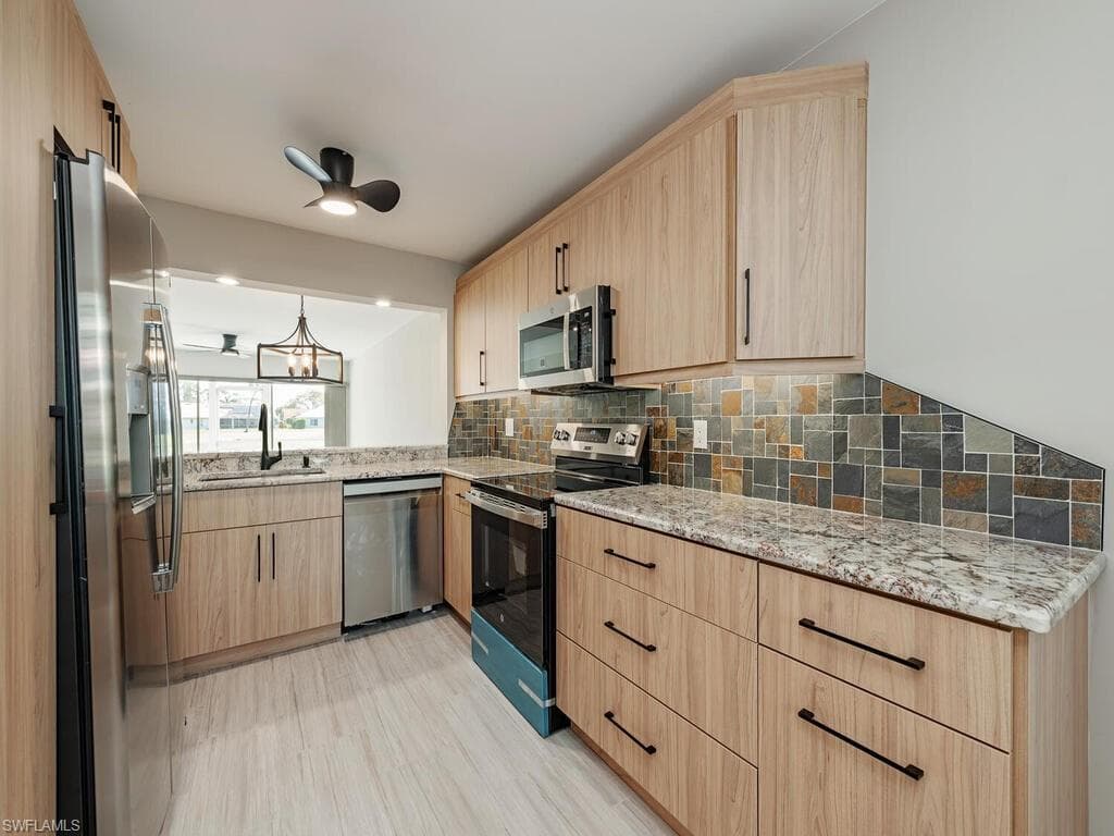 760 Augusta Blvd D101, Naples, FL 34113-6