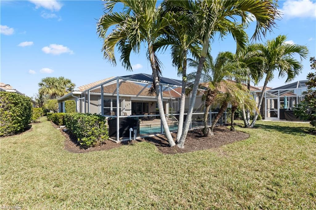 8752 Querce Ct, Naples, FL 34114-13