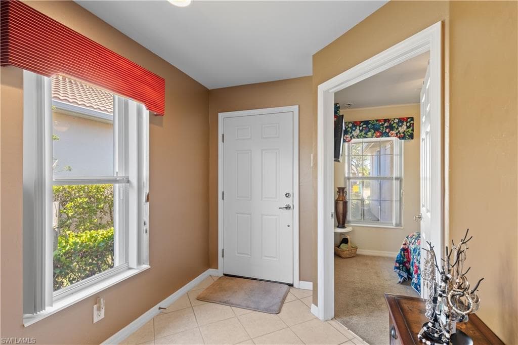 8752 Querce Ct, Naples, FL 34114-3