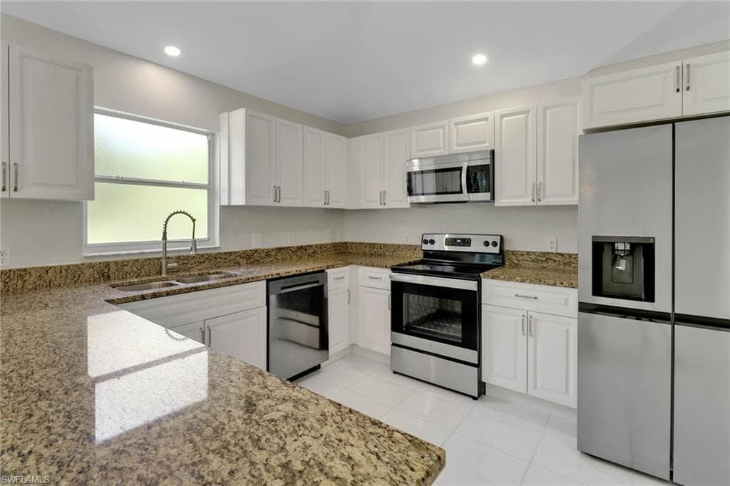 2161 23rd St SW, Naples, FL 34117-9