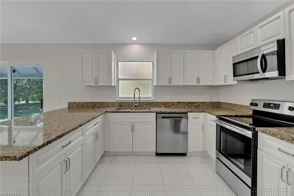 2161 23rd St SW, Naples, FL 34117-10