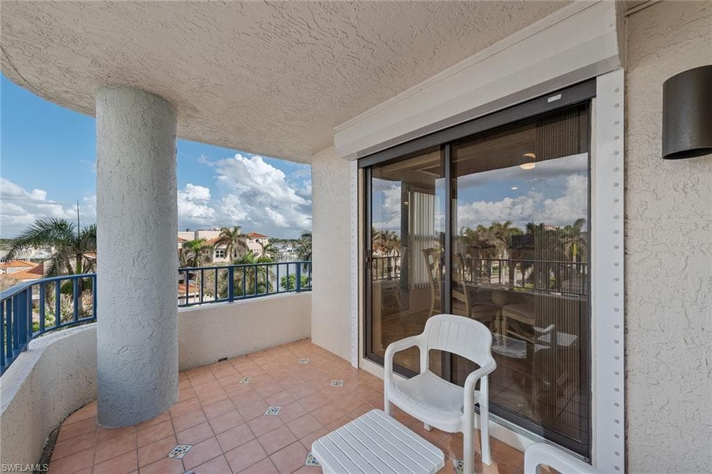 4451 Gulf Shore Blvd N 505, Naples, FL 34103-22