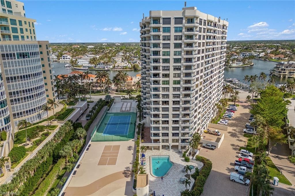 4451 Gulf Shore Blvd N 505, Naples, FL 34103-32