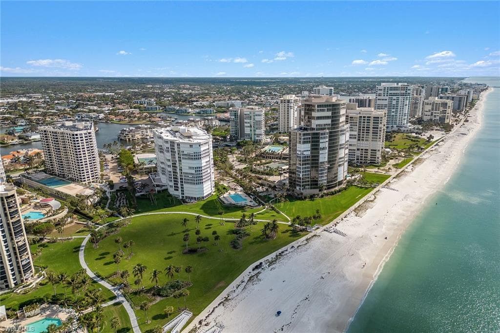 4451 Gulf Shore Blvd N 505, Naples, FL 34103-33