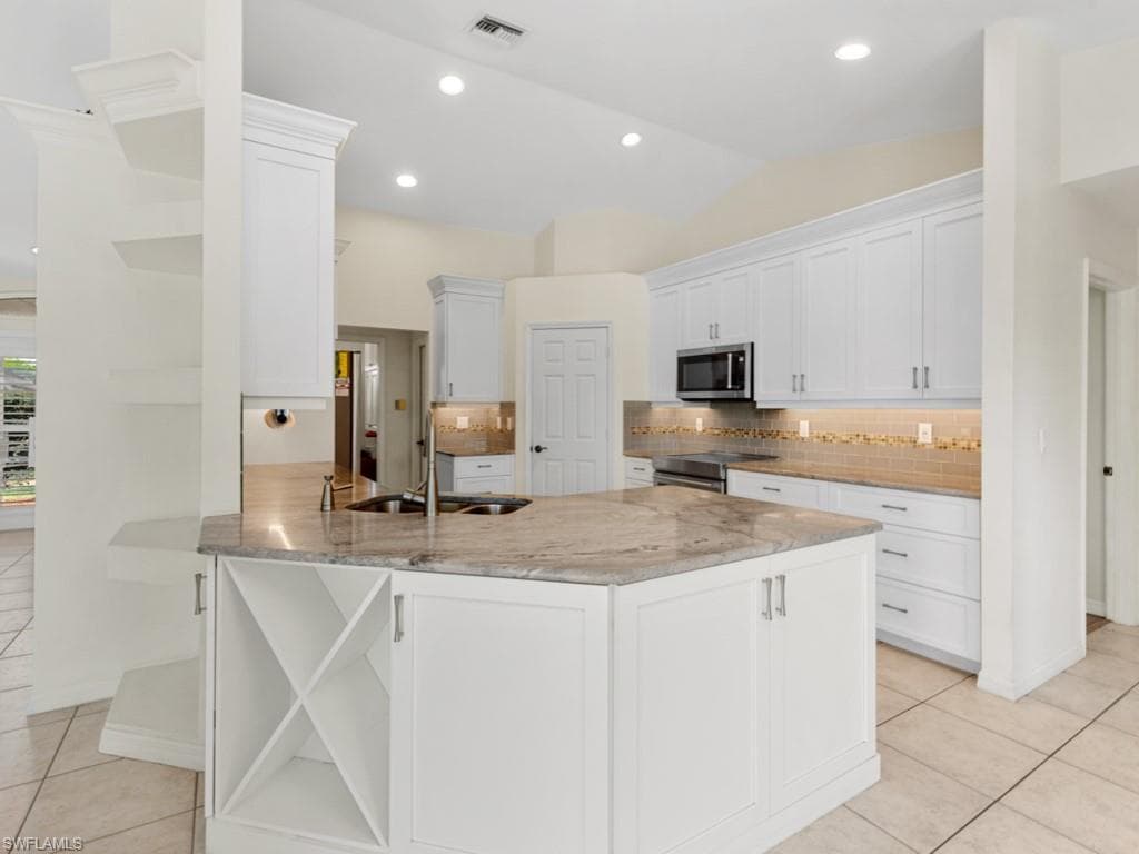 510 Bald Eagle Dr, Marco Island, FL 34145-9