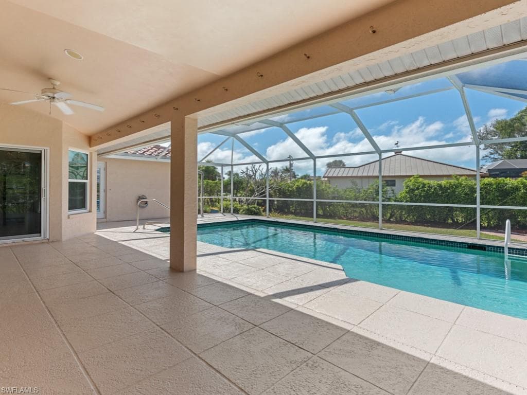 510 Bald Eagle Dr, Marco Island, FL 34145-21