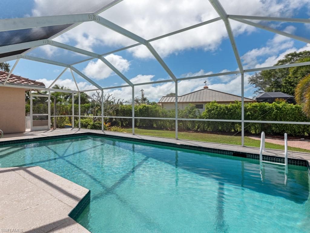 510 Bald Eagle Dr, Marco Island, FL 34145-24