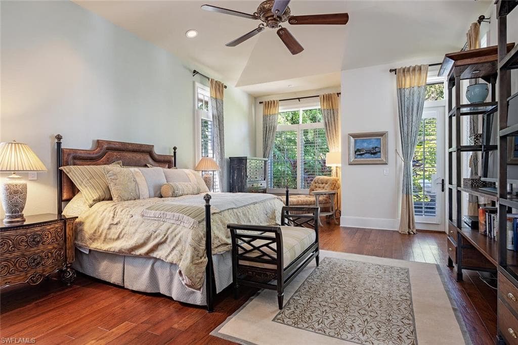 155 20th Ave S, Naples, FL 34102-13