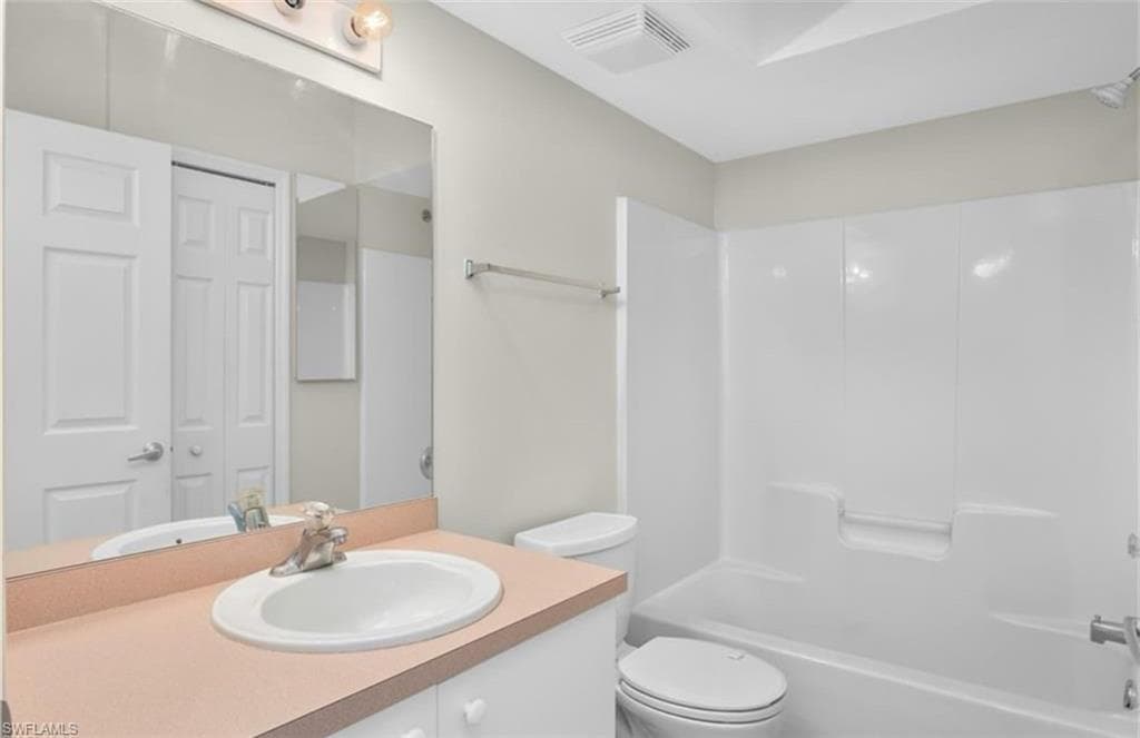 25741 Lake Amelia Way 205, Bonita Springs, FL 34135-17