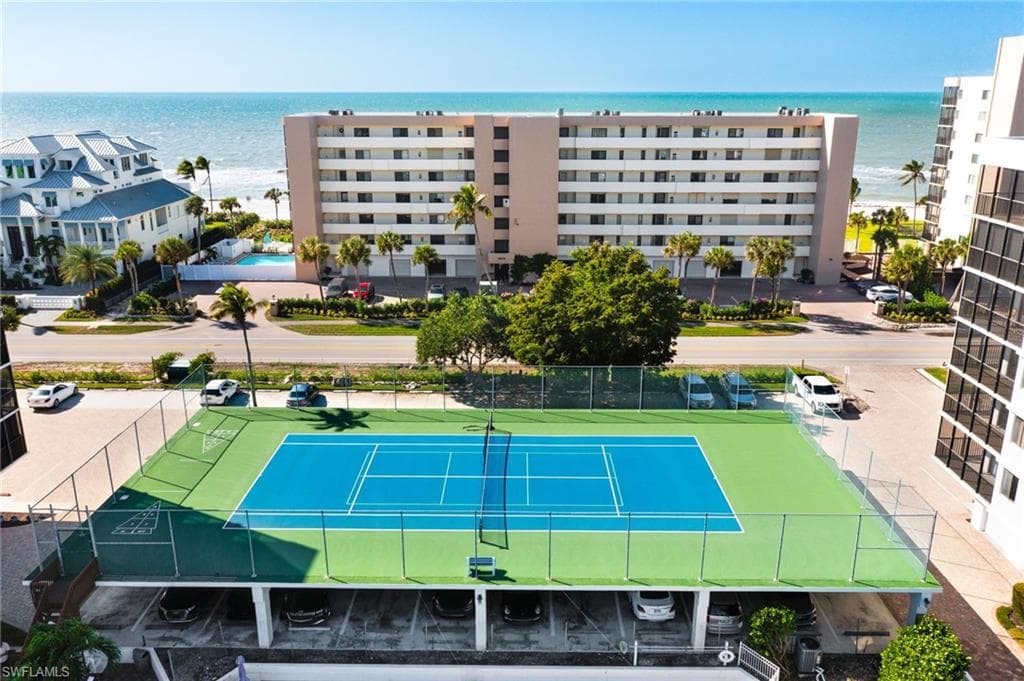10475 Gulf Shore Dr 112, Naples, FL 34108-26