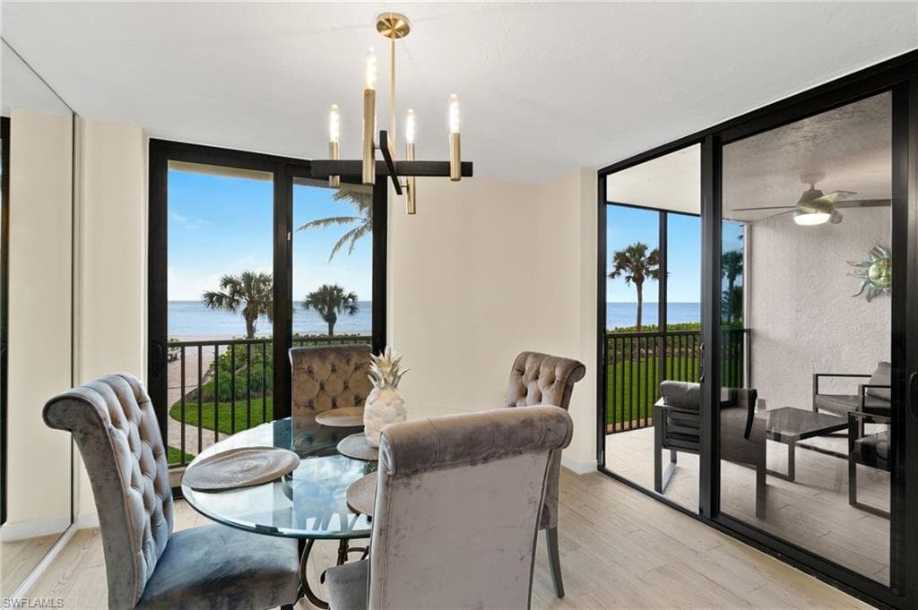 10475 Gulf Shore Dr 112, Naples, FL 34108-7