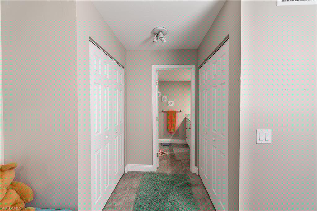 102 Bob O Link Way 2b, Naples, FL 34105-14