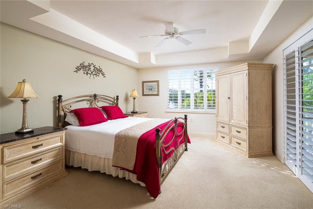 720 Waterford Dr 303, Naples, FL 34113-13