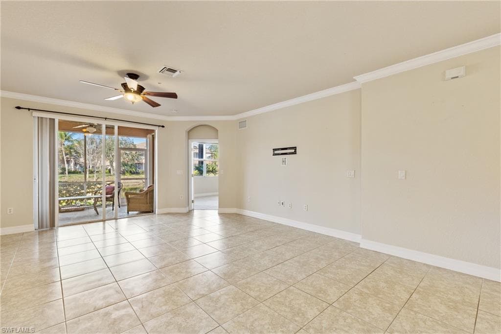 9621 Spanish Moss Way 3813, Bonita Springs, FL 34135-4
