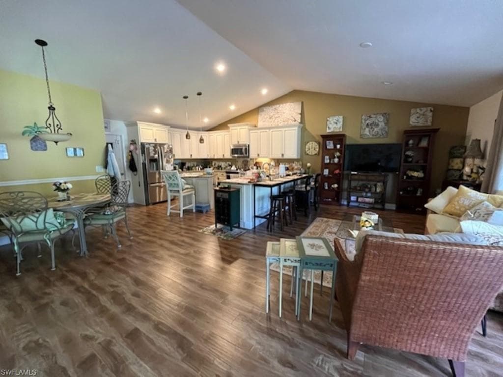 6974 Brandywine Cir, Fort Myers, FL 33919-9