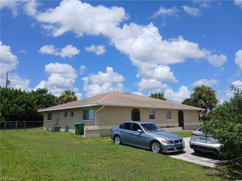 4024 Skyline Blvd, Cape Coral, FL 33914-1