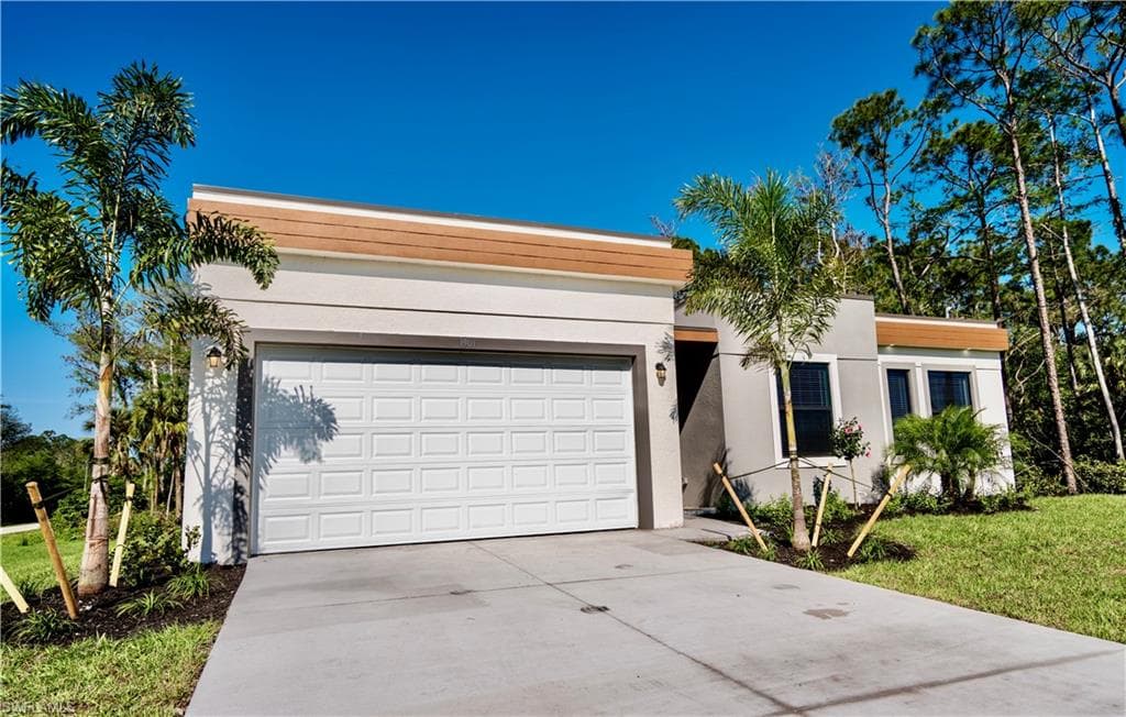 1901 Lorna Ave, Lehigh Acres, FL 33972-21