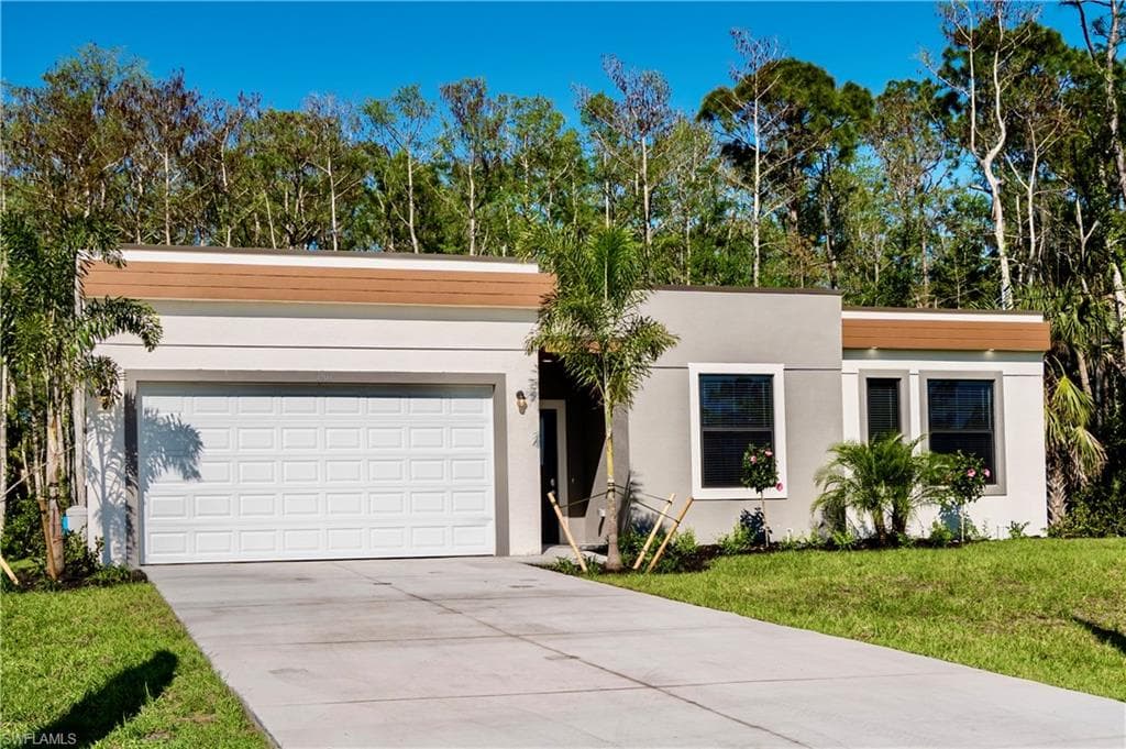 1901 Lorna Ave, Lehigh Acres, FL 33972-2