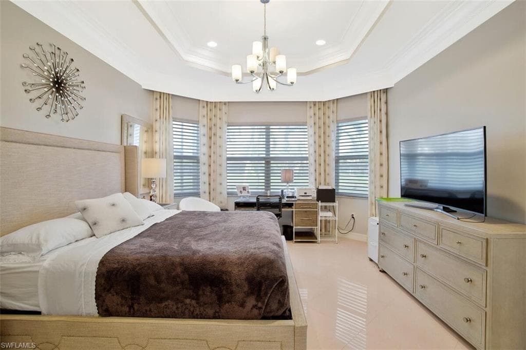 13517 Mandarin Cir, Naples, FL 34109-12