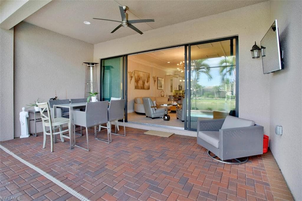 13517 Mandarin Cir, Naples, FL 34109-20